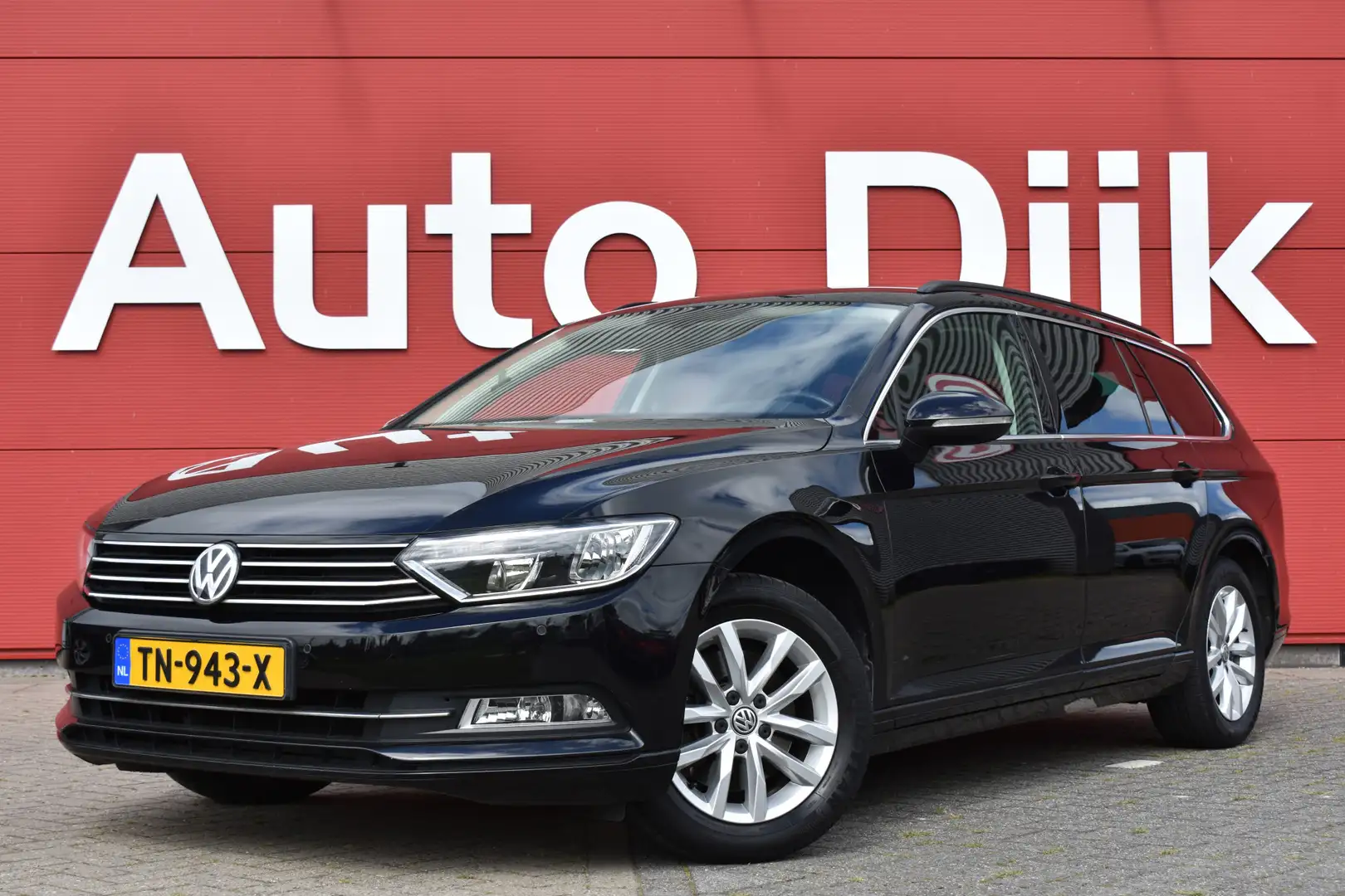 Volkswagen Passat Variant 1.4 TSI ACT Comfortline Navi | Adapt. Cruise | Cli Schwarz - 1