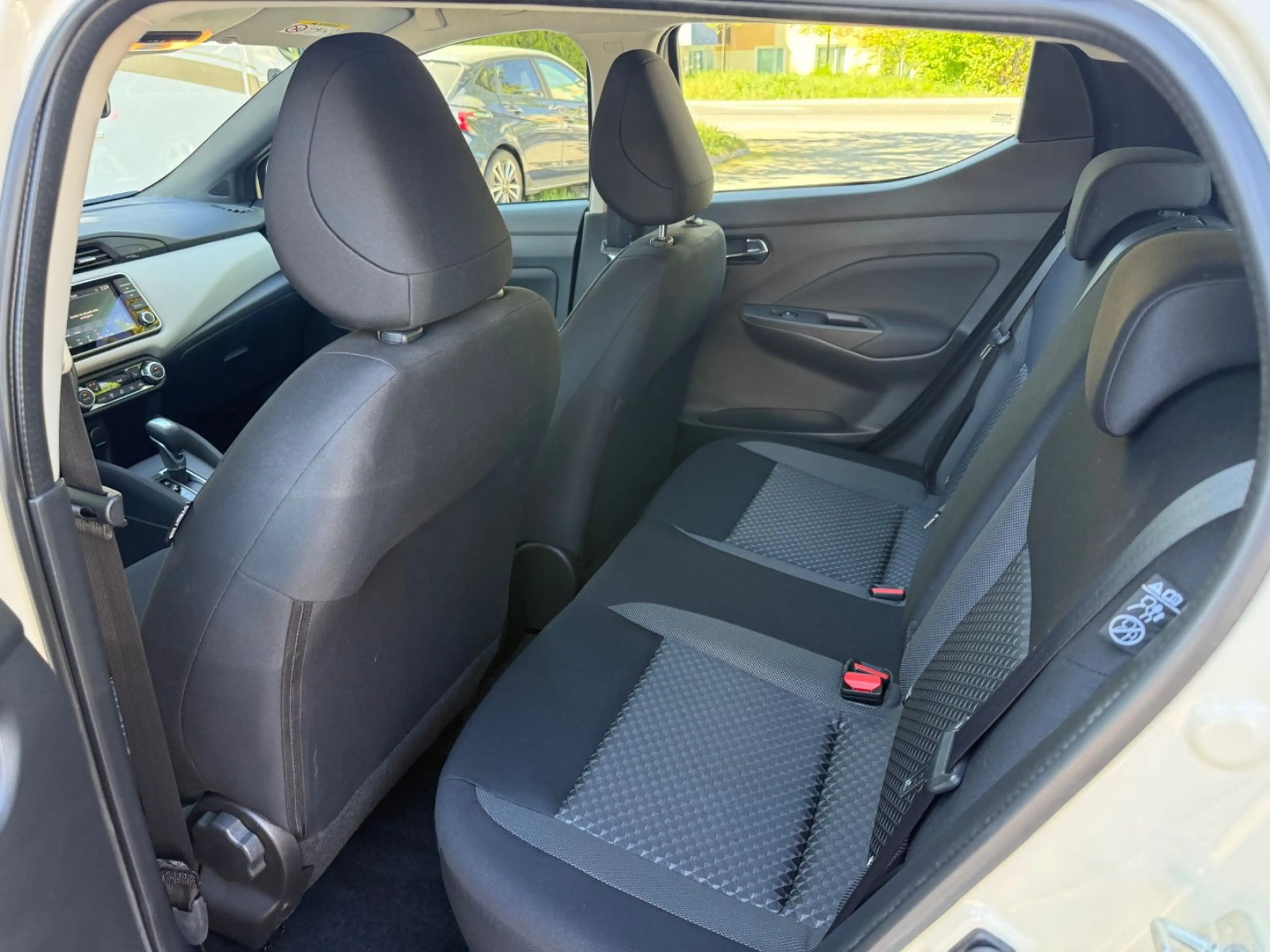 Nissan Micra N-Way Autom/KLIMAAUT./ALU/APPLE-ANDR/SP.H. — photo 10