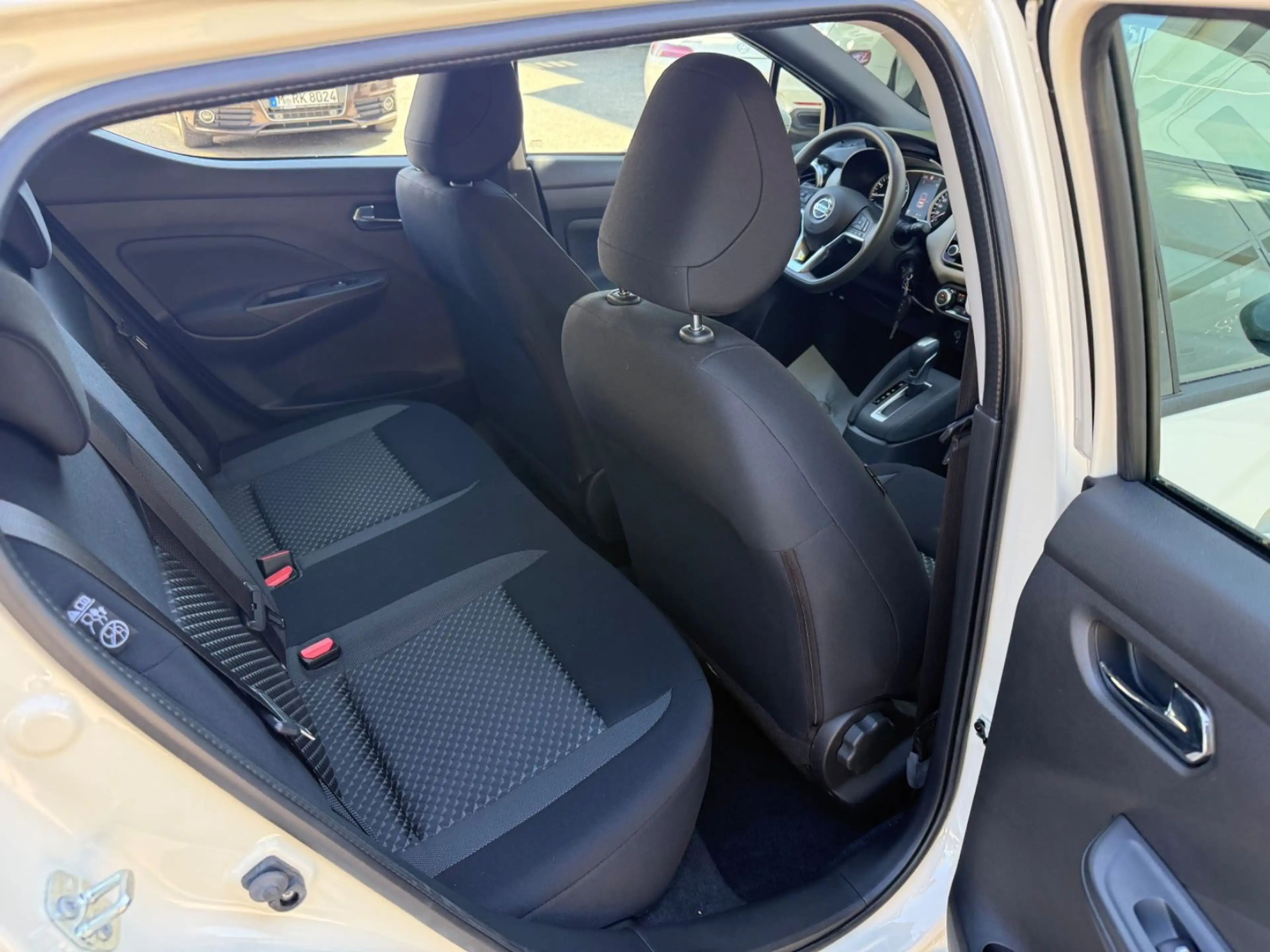 Nissan Micra N-Way Autom/KLIMAAUT./ALU/APPLE-ANDR/SP.H. — photo 12