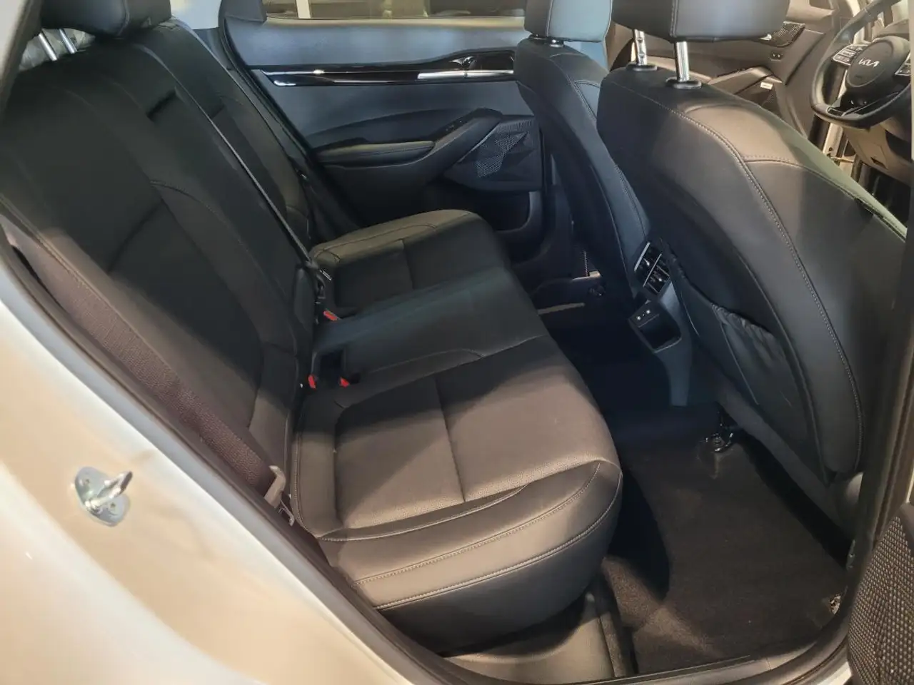 Kia Seltos снимка Kia Seltos