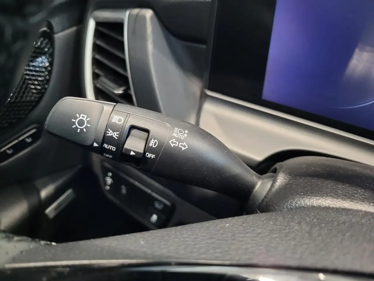 Kia Seltos снимка Kia Seltos