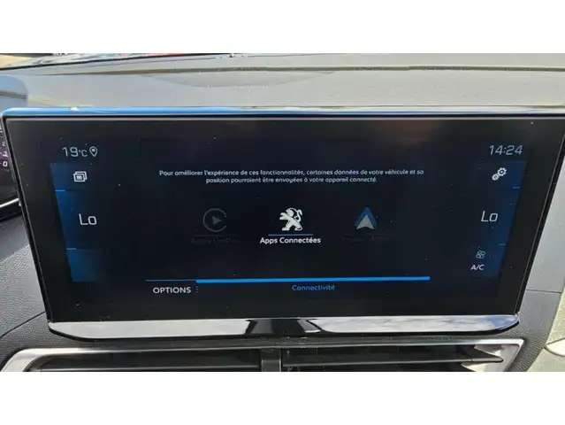 Peugeot 3008 view 12