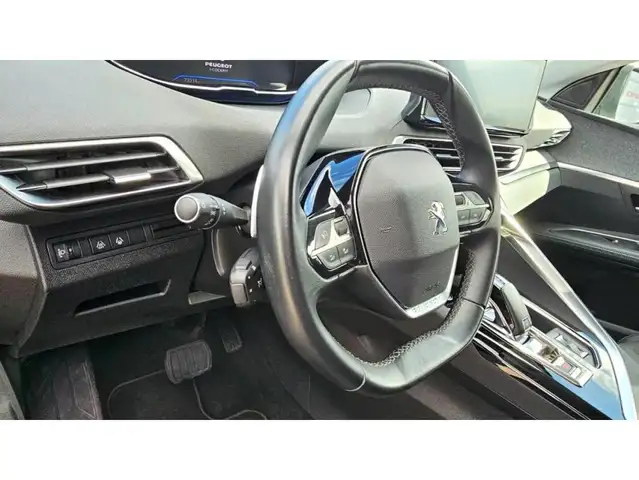 Peugeot 3008 view 6