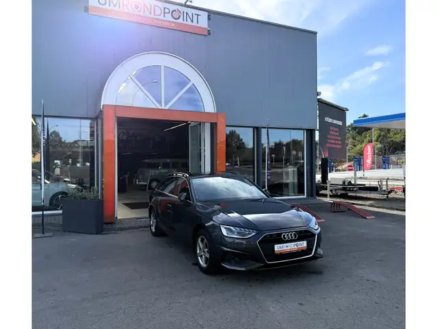 Audi A4 AVANT 2.0L TDI