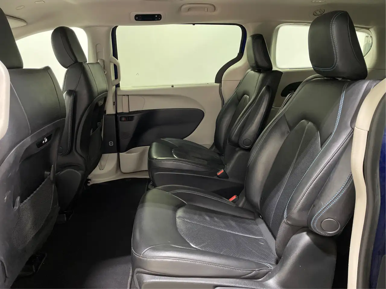 Chrysler Pacifica photo Chrysler Pacifica