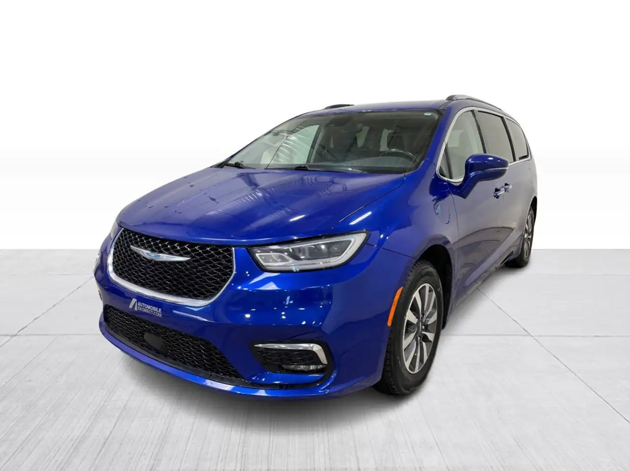 Chrysler Pacifica photo Chrysler Pacifica