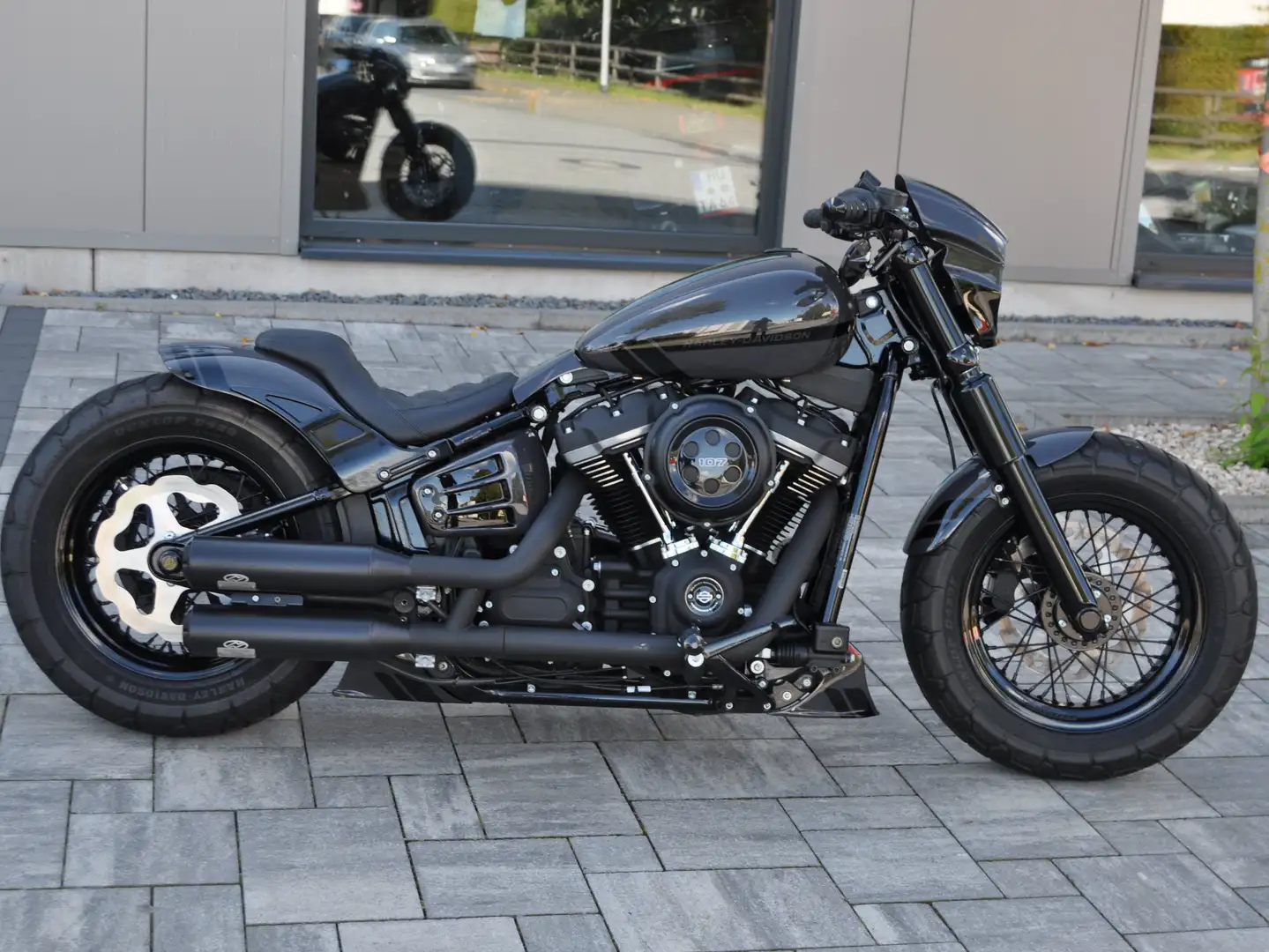 Harley-Davidson Street Bob FXBB STREET BOB 107 CUI Mit Jekill & Hyde Anlage Negro - 1