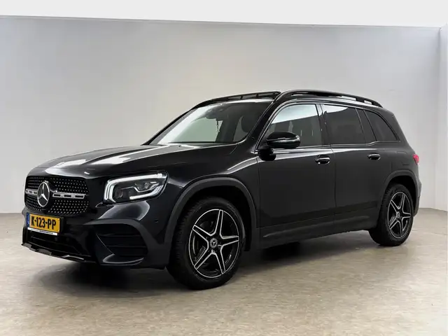 Mercedes-Benz GLB view 7