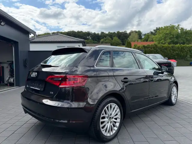 Audi A3 view 7