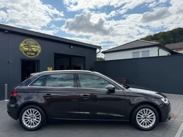 Audi A3 view 8