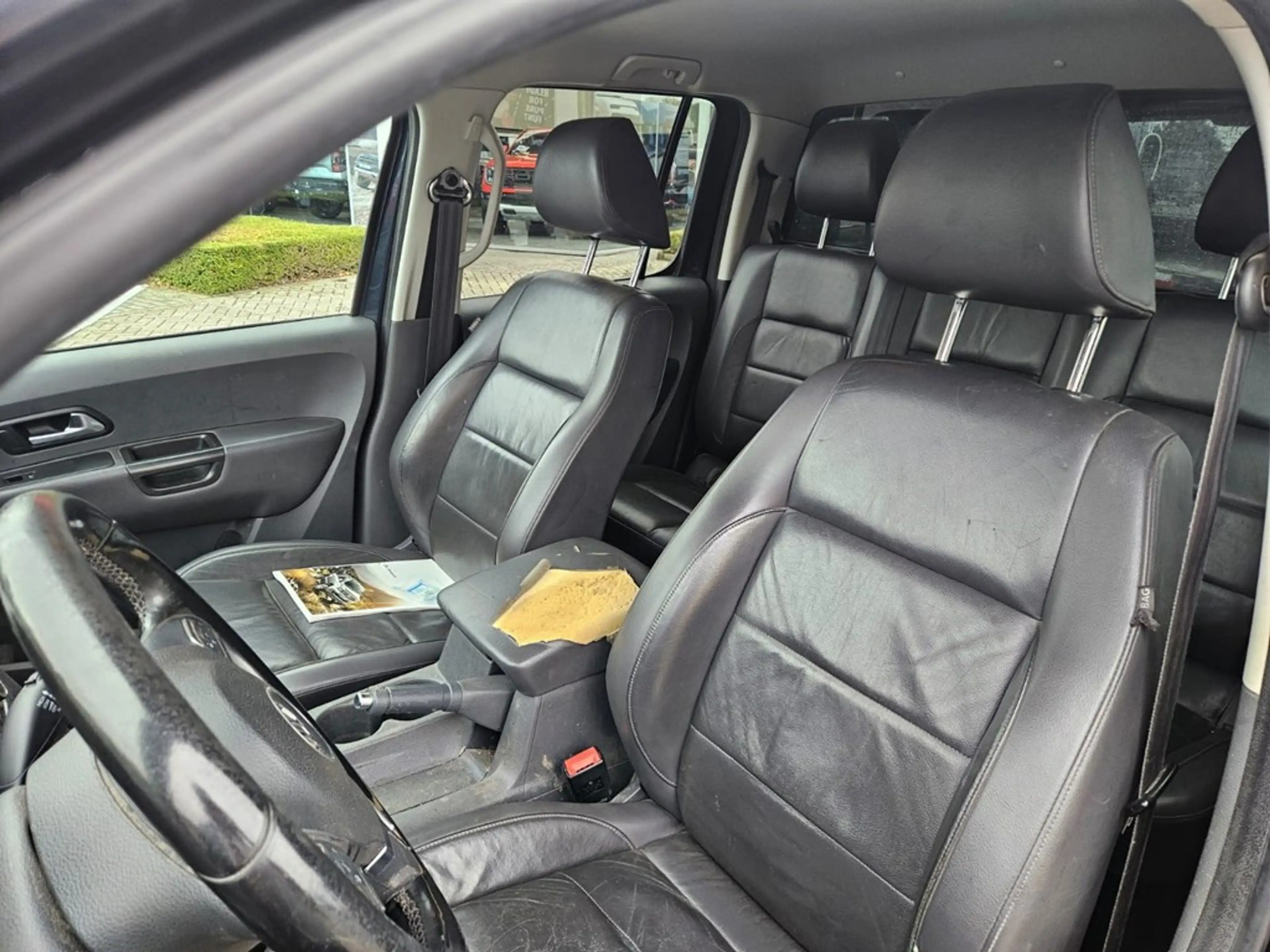 Volkswagen Amarok Enkel voor professionele verkoop. — photo 3