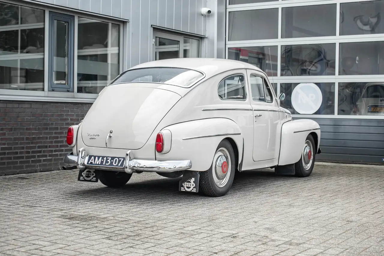 Volvo P 54403 A | Kattenrug | extreem net exemplaar, foto 3