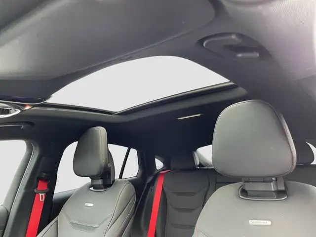 Mercedes-Benz GLC view 7