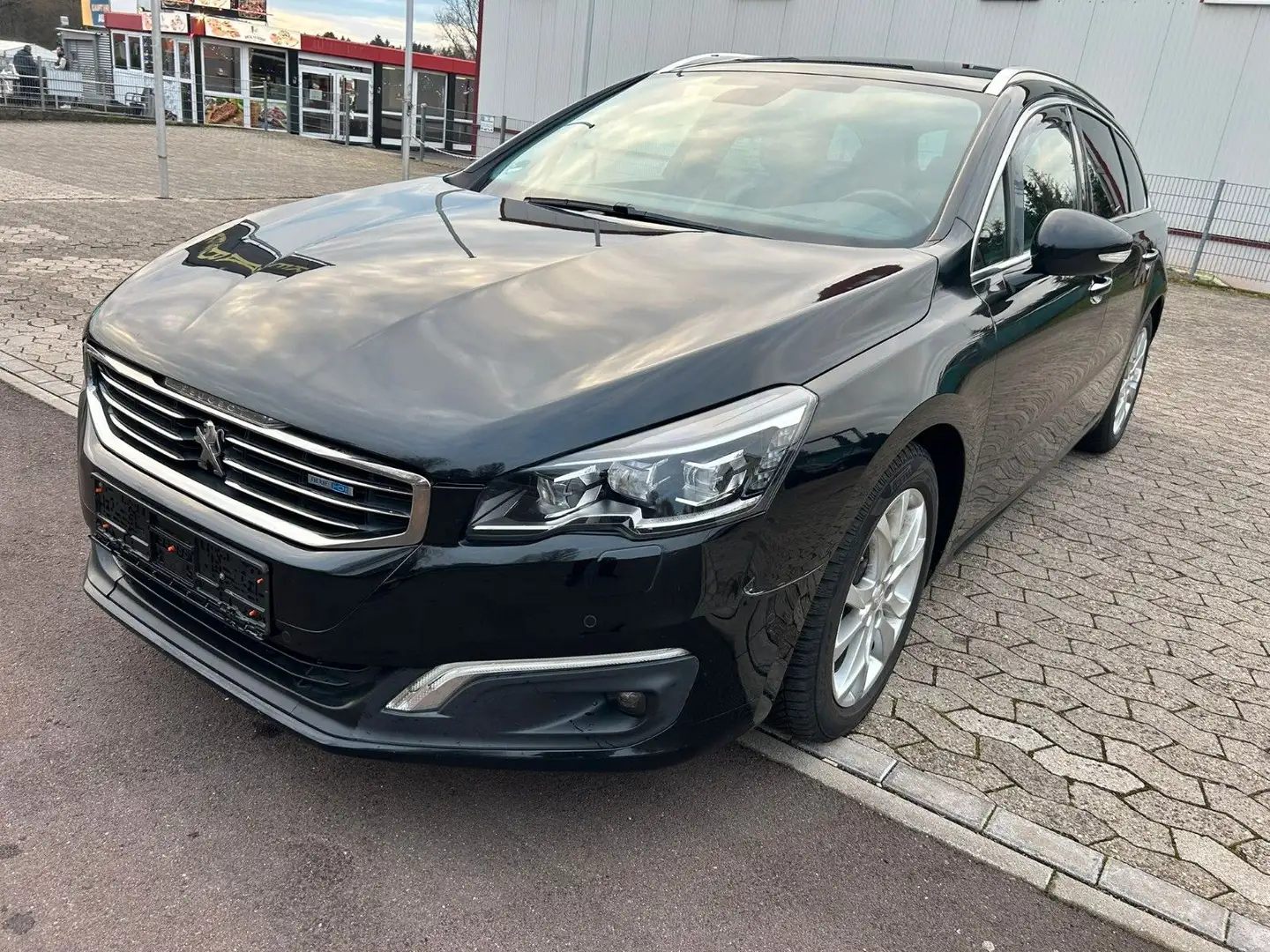 Peugeot 508 SW AUT+SCHECKHEFT+PDC+TEMP+ NAVI+PANO+XEN Nero - 1