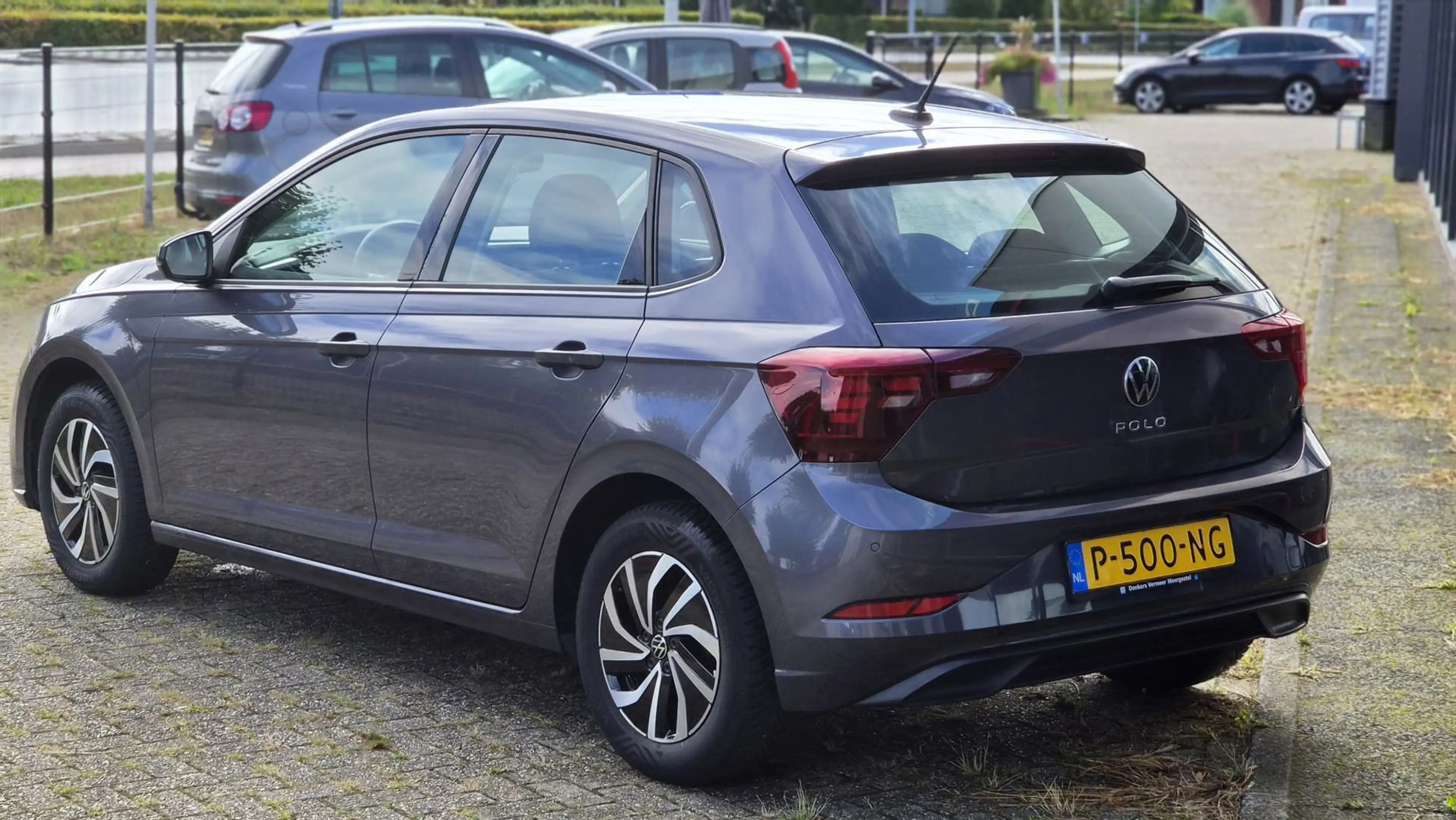 Volkswagen Polo 1.0 TSI Life — photo 3
