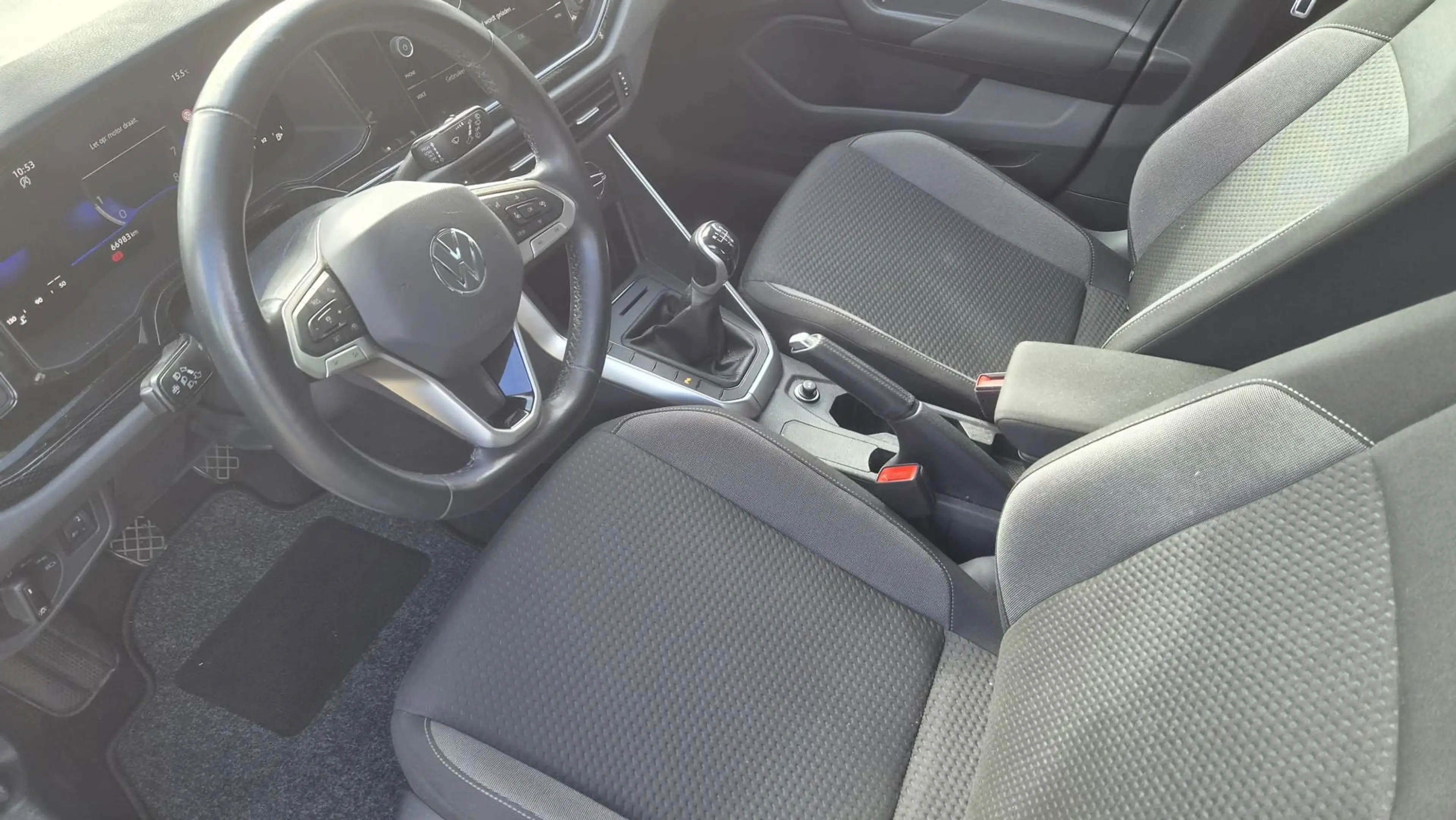 Volkswagen Polo 1.0 TSI Life — photo 8