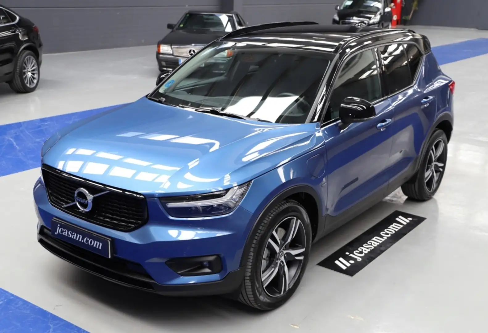 Volvo XC40 T4 Recharge R-Design Expression Aut. Azul - 1