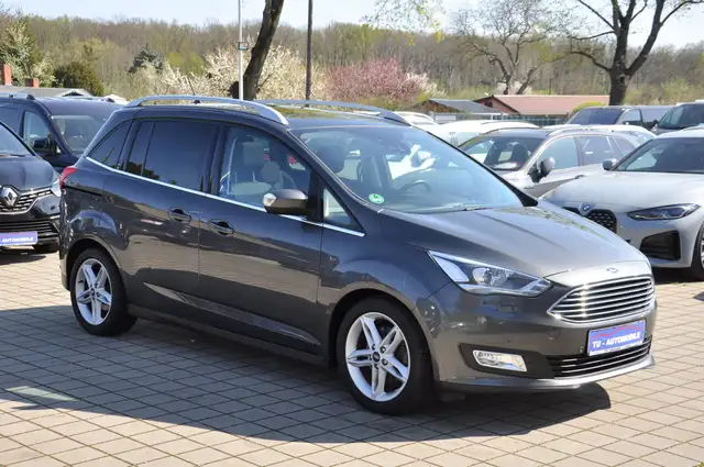 Ford Grand C-Max Titanium Aut. NAVI-XENON-PANO-RKAMERA-TOTW-7SITZER
