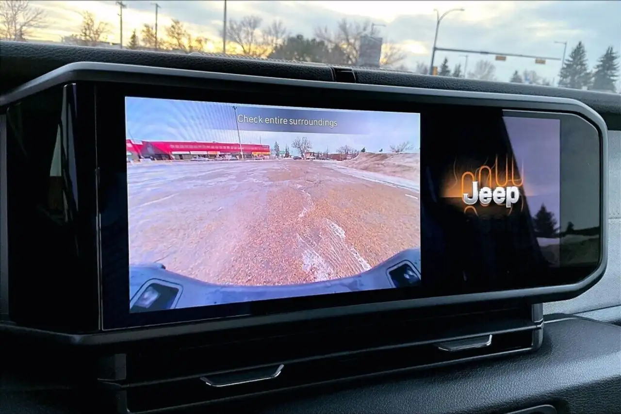 Jeep Gladiator снимка Jeep Gladiator