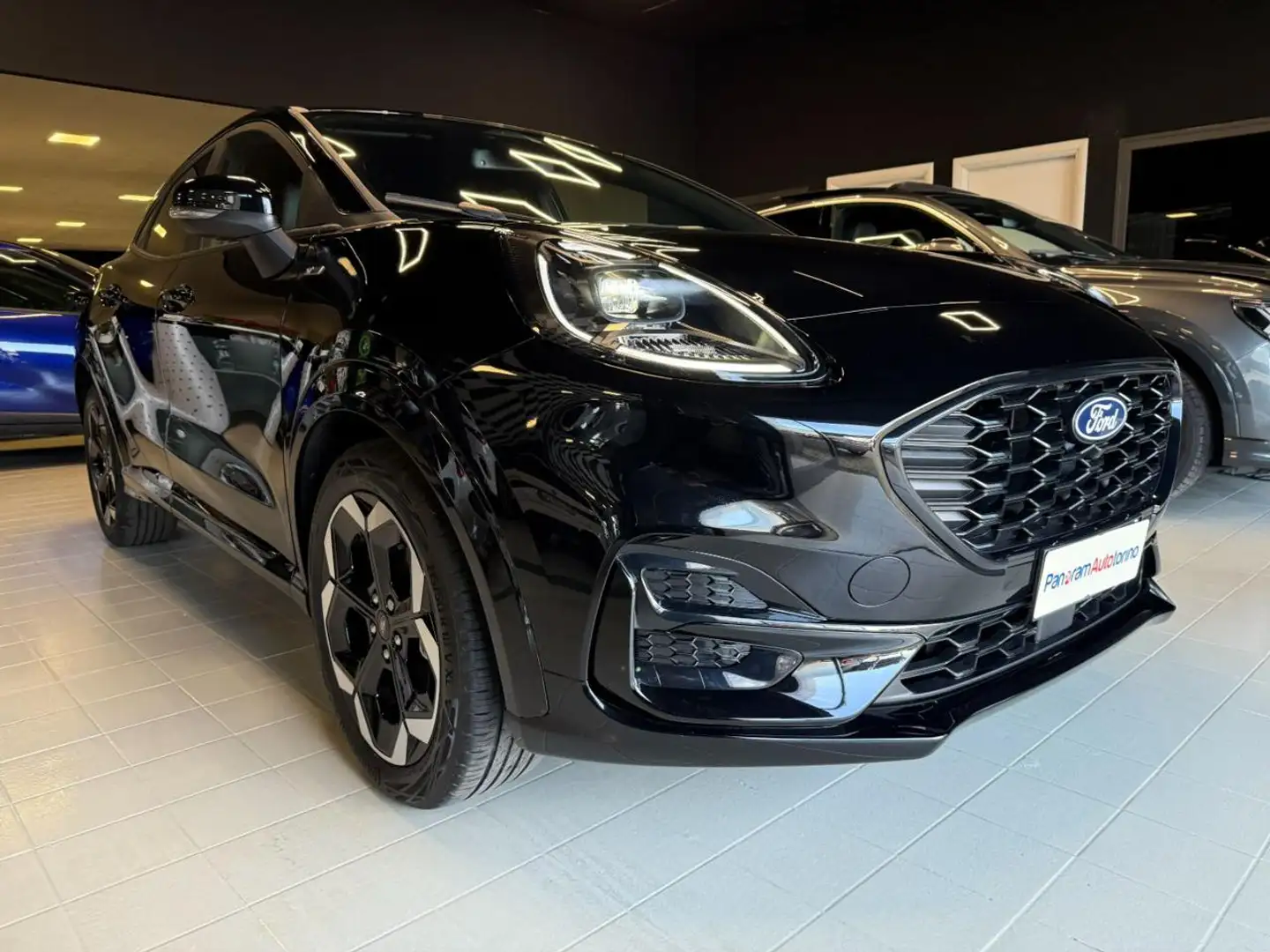 Ford Puma 1.0 EcoBoost Hybrid 125 CV S&S aut. ST-Line X Nero - 1