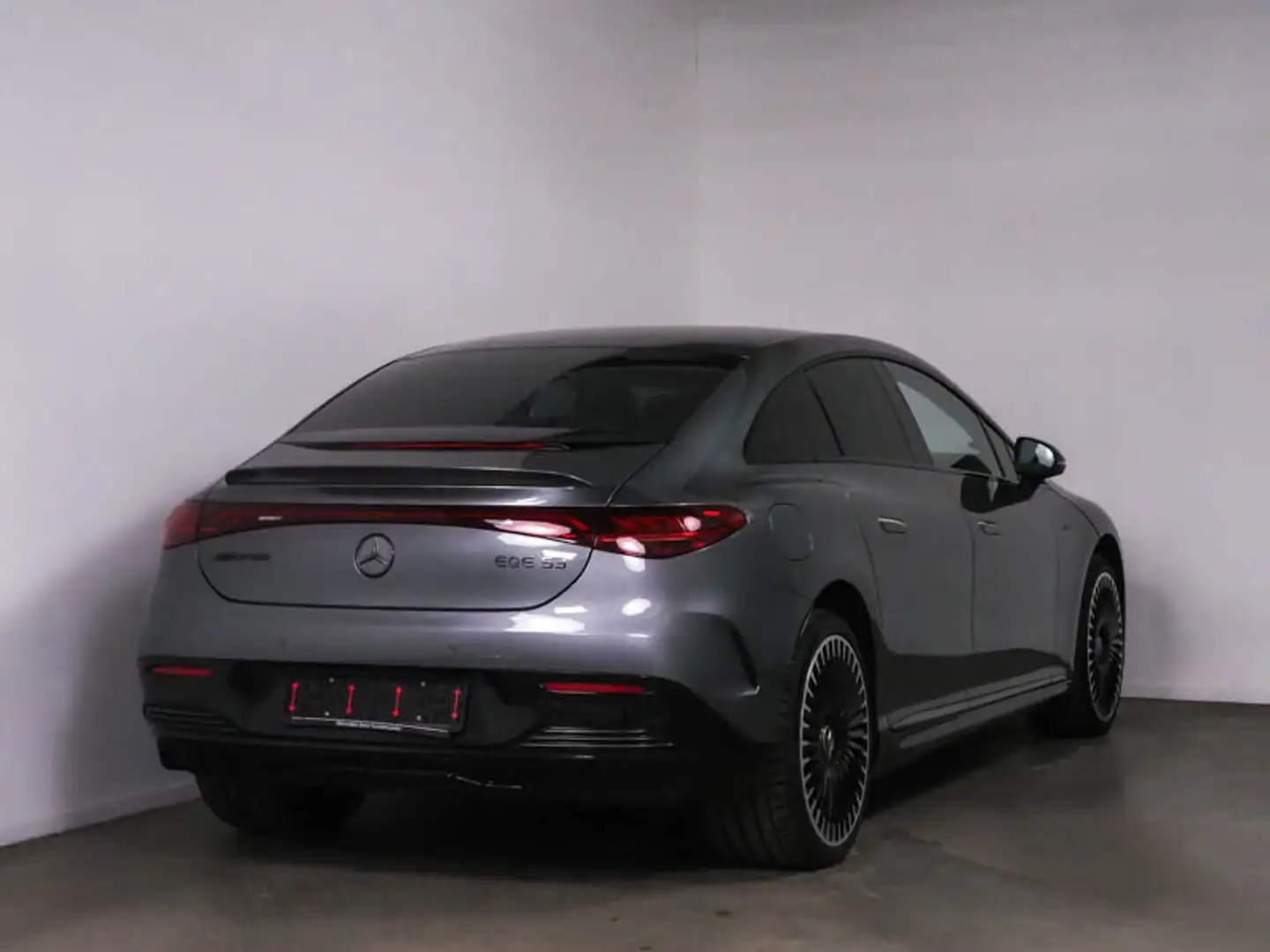 Mercedes-Benz EQE 53 EQE 53 AMG 4M+ Night I+II Carbon Pano Head-up Grau - 2
