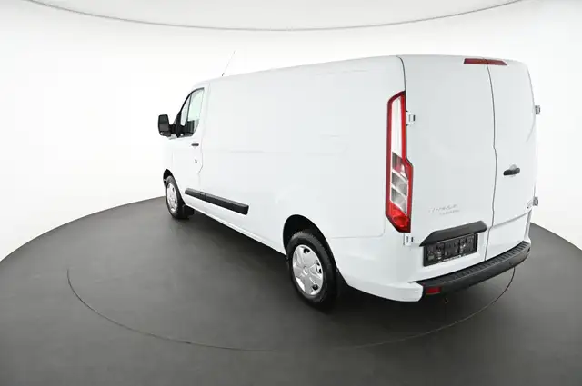 Ford Transit Custom view 9