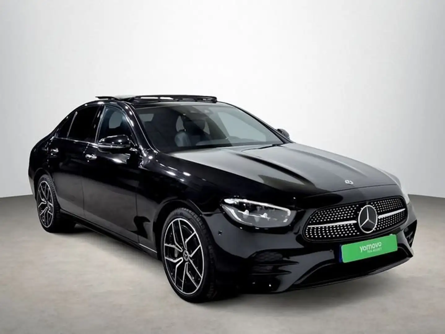 Mercedes-Benz E 300 de Negro - 1