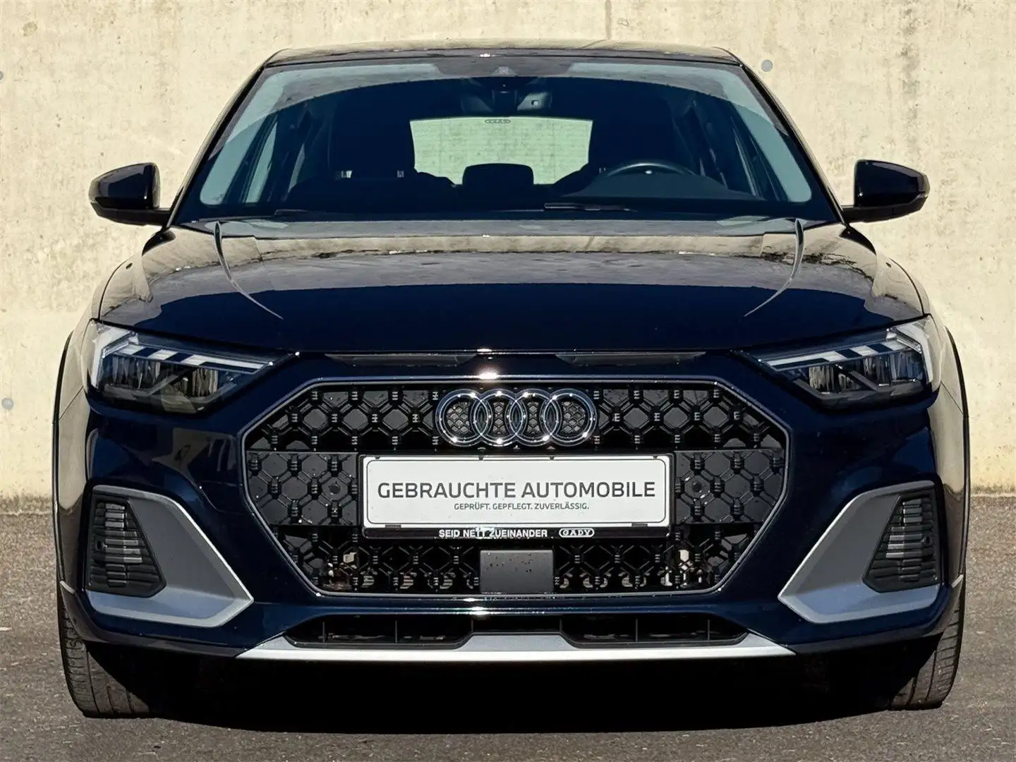 Audi A1 SB 30 TFSI Intense Blau - 2