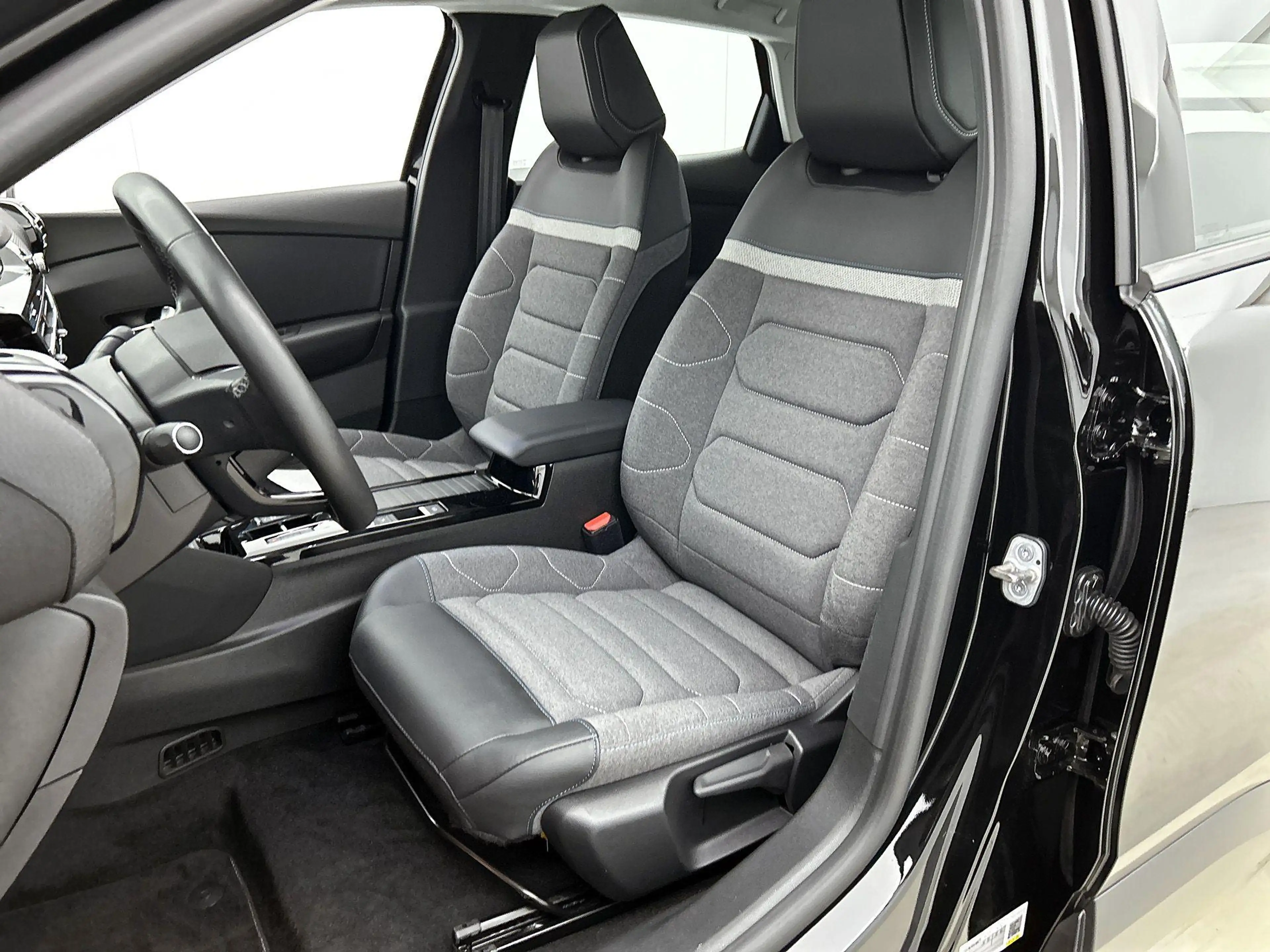 Citroen E-C4 Electric Feel Pack 50 kWh 136pk Automaat | Navigatie | Came — photo 10