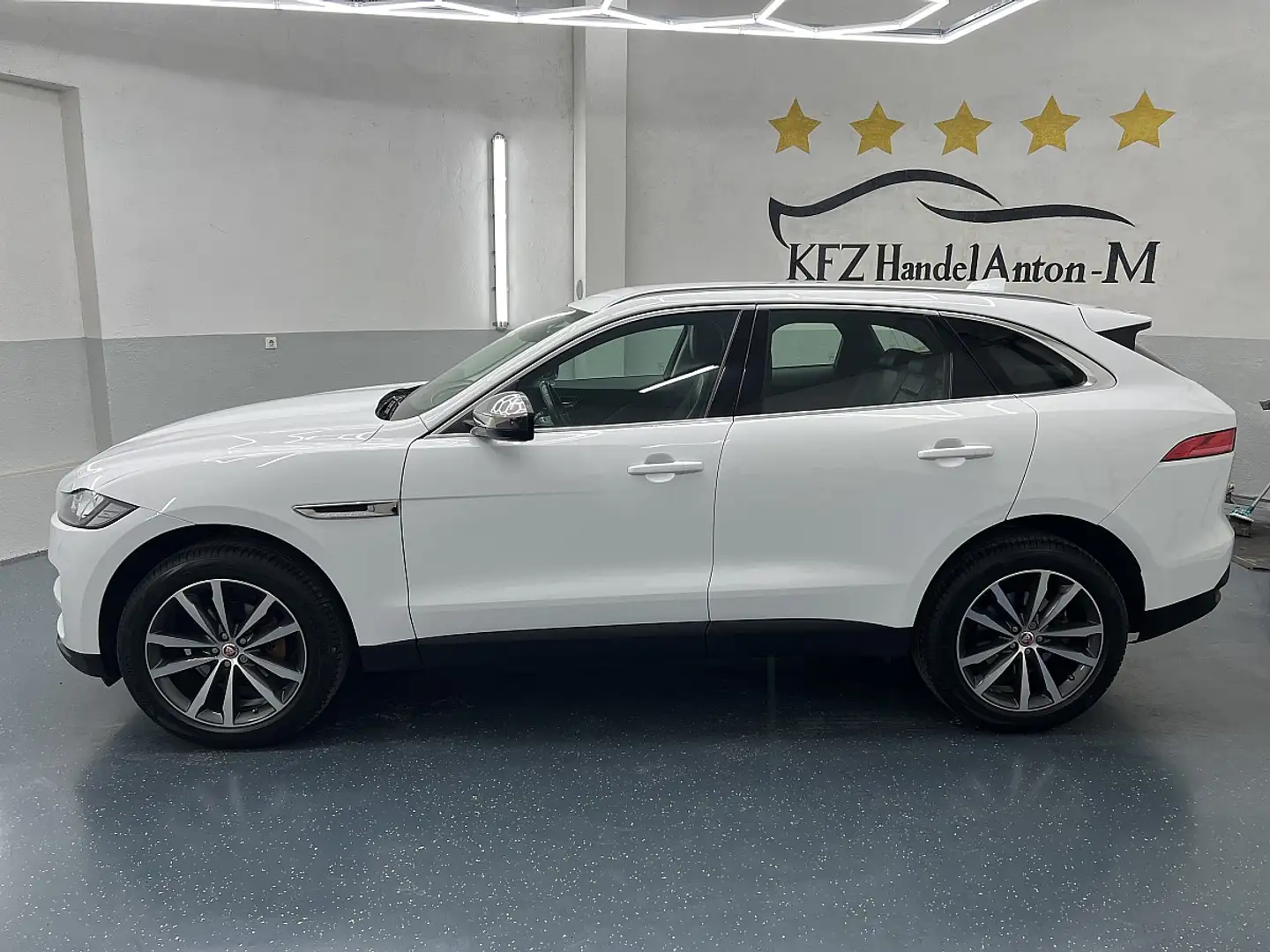 Jaguar F-Pace 20d AWD Prestige Aut. * SOFORT FINANZIERUNG MÖG... Weiß - 2