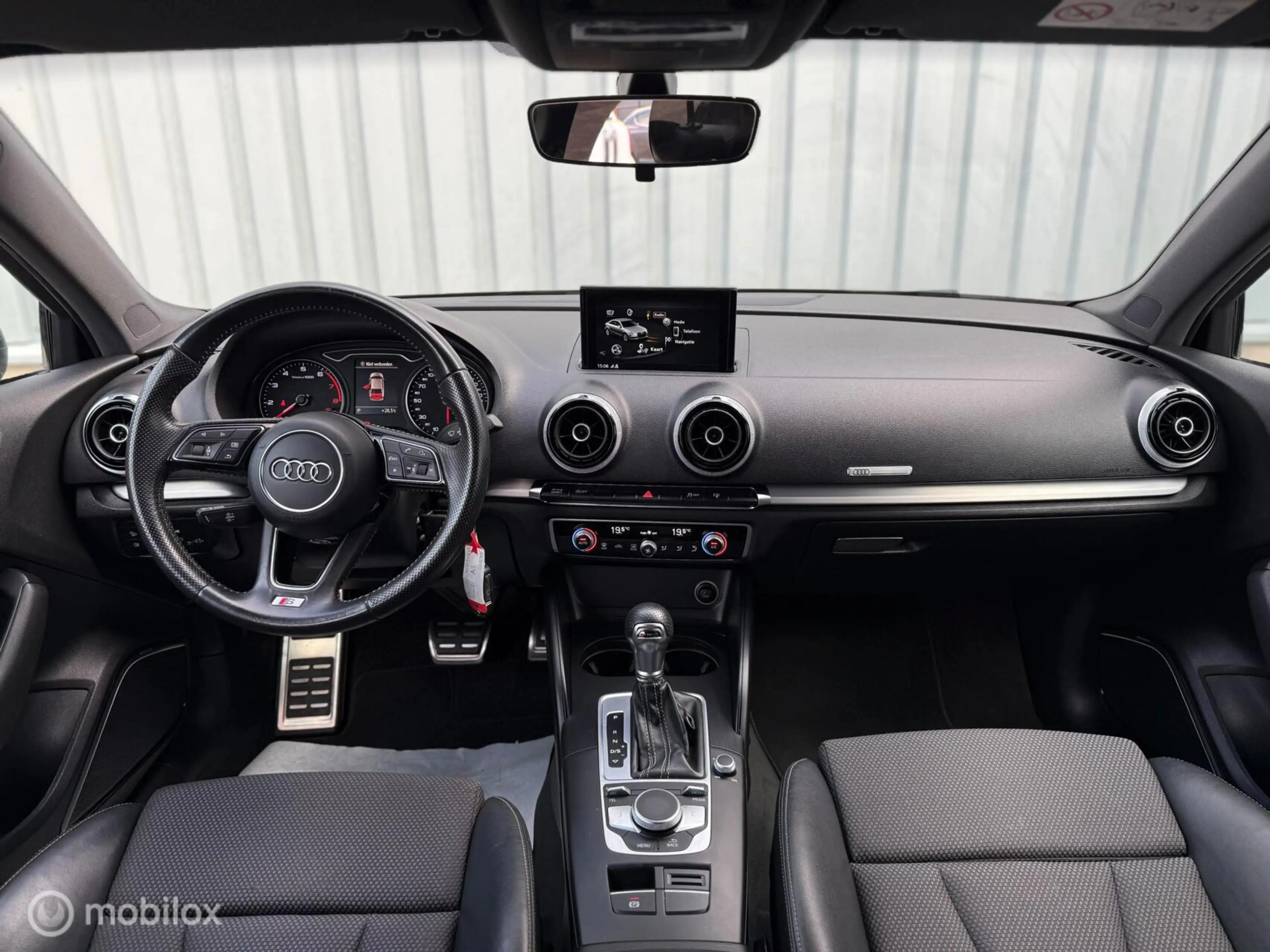Audi A3 Limousine TFSI AUT Sport Pro | S-Line | B/O | Kosm — photo 3