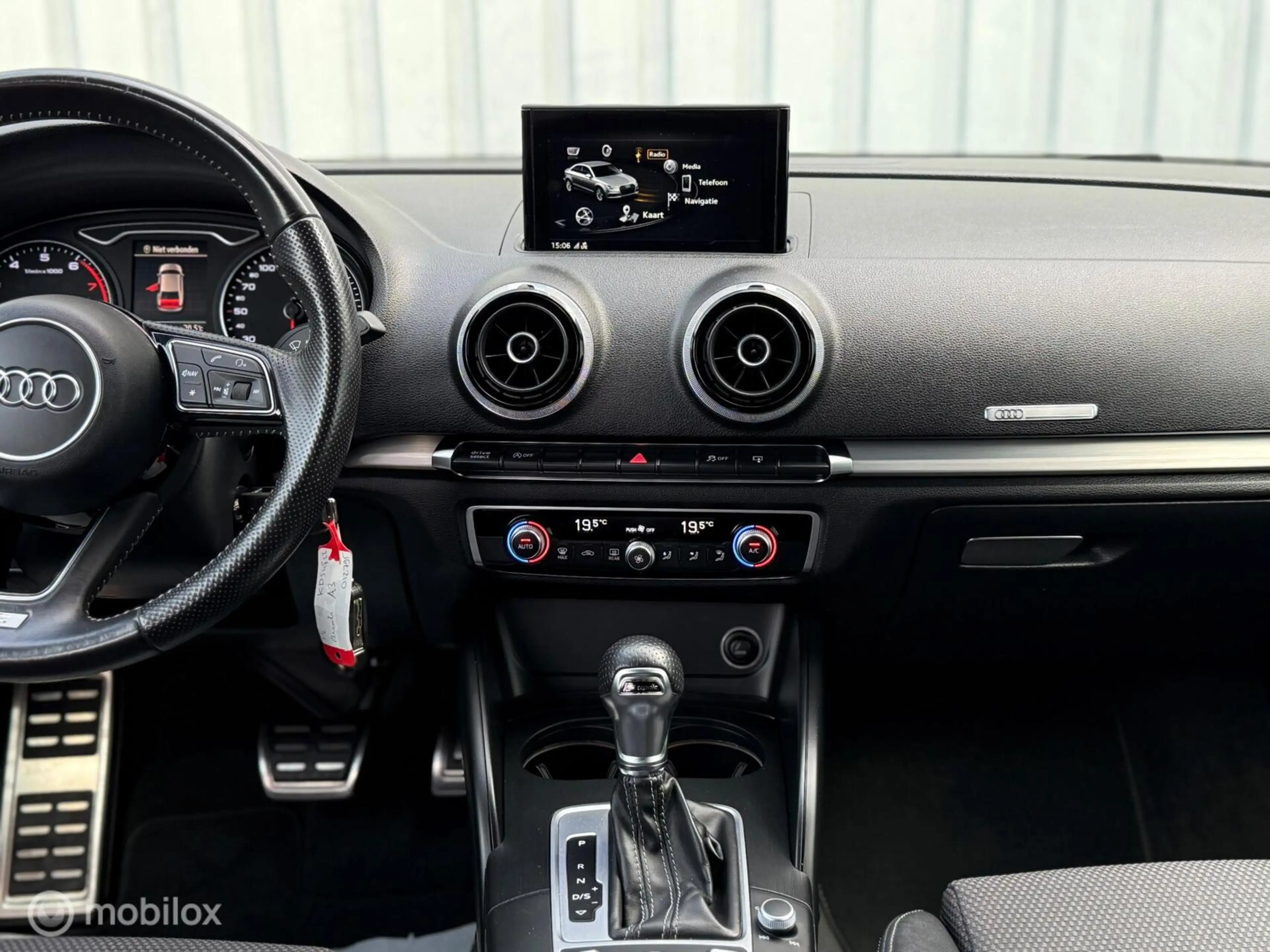 Audi A3 Limousine TFSI AUT Sport Pro | S-Line | B/O | Kosm — photo 17