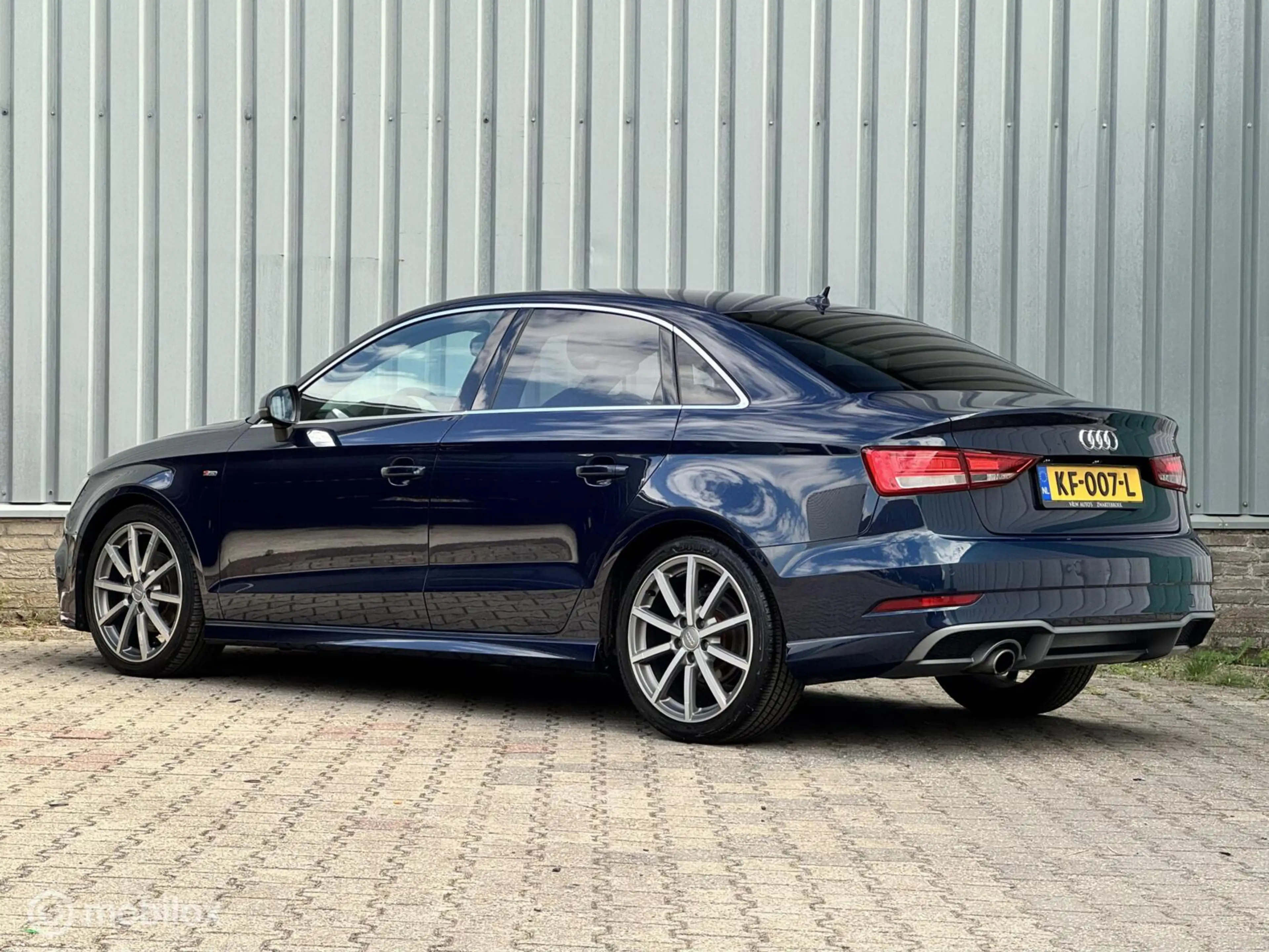 Audi A3 Limousine TFSI AUT Sport Pro | S-Line | B/O | Kosm — photo 31