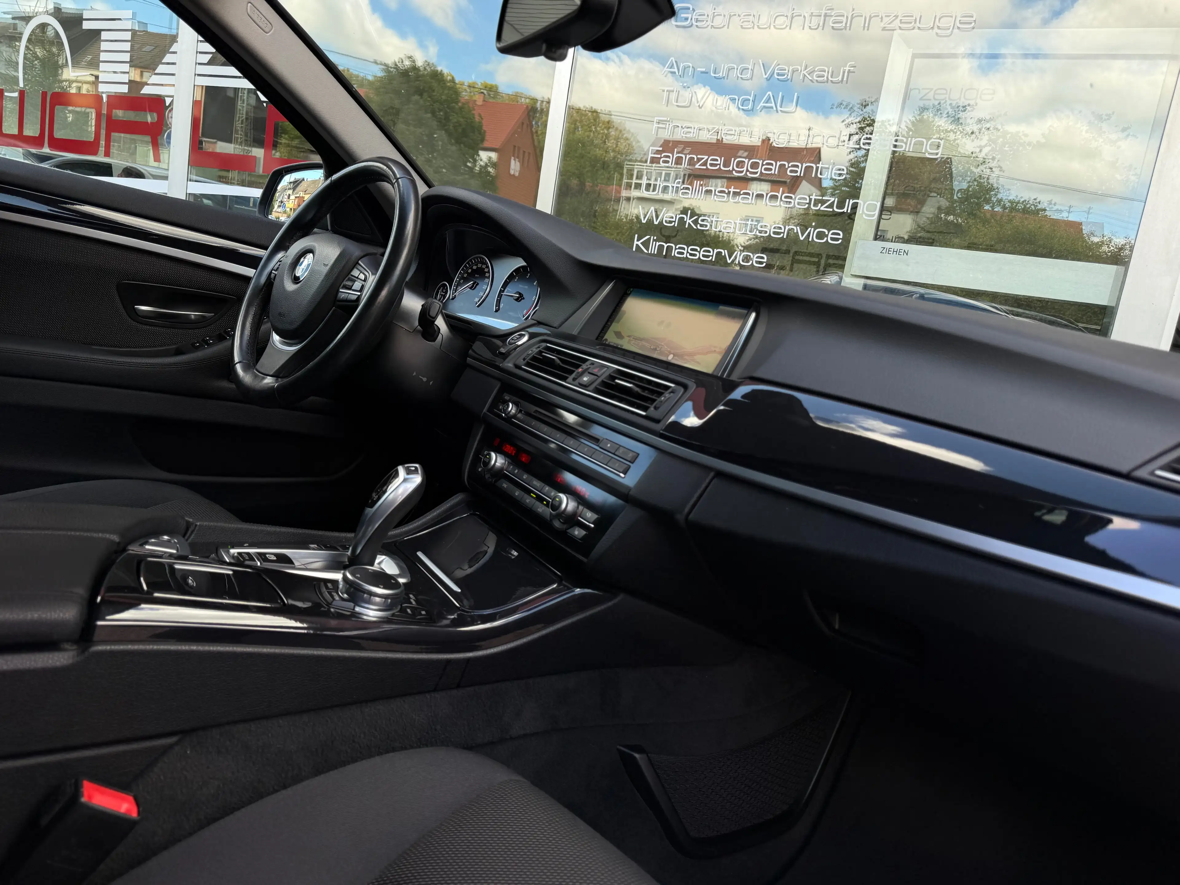 BMW 525 525d Automatik - 2. Hand - TÜV 06/2027 — photo 12