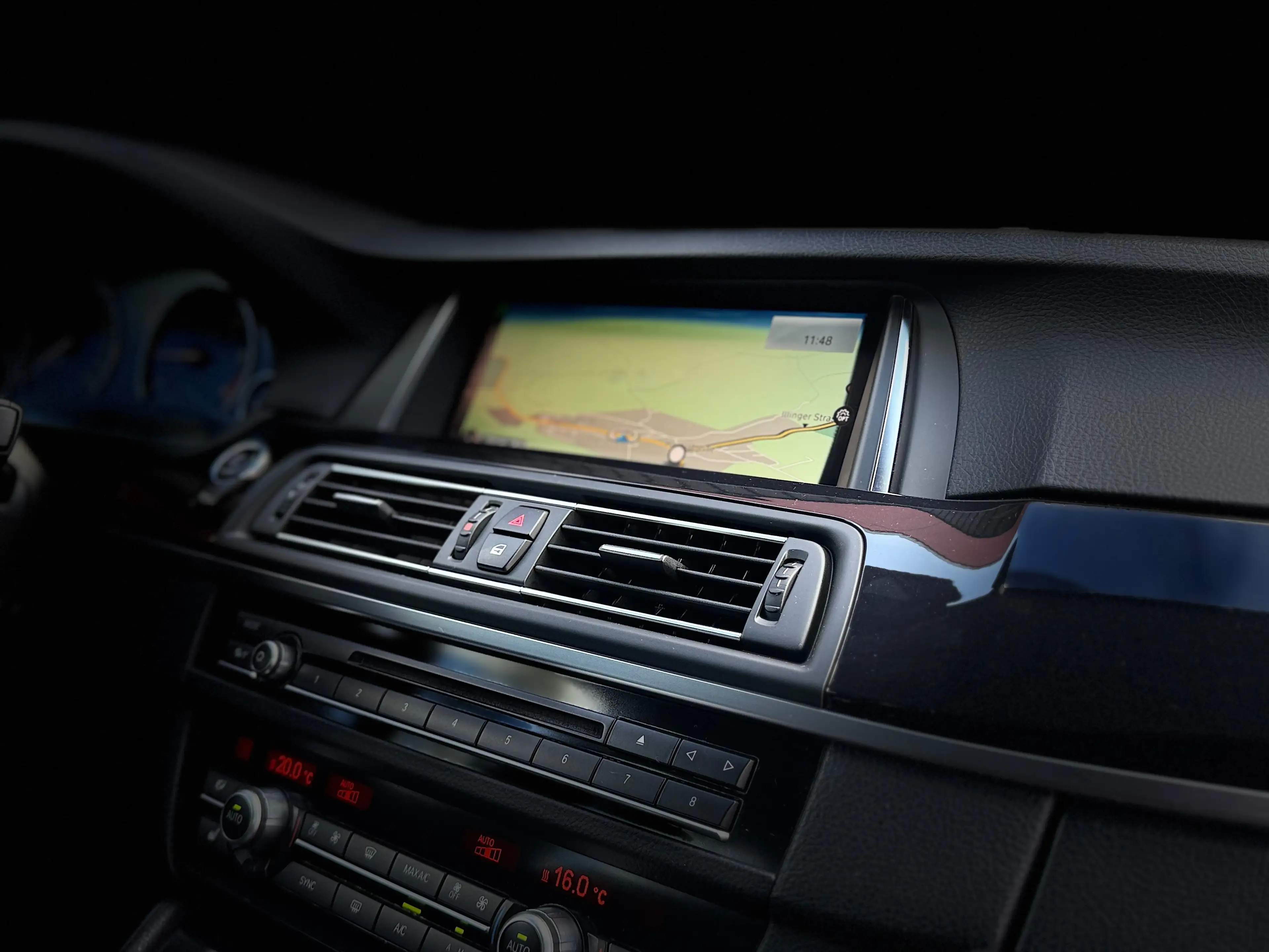 BMW 525 525d Automatik - 2. Hand - TÜV 06/2027 — photo 13