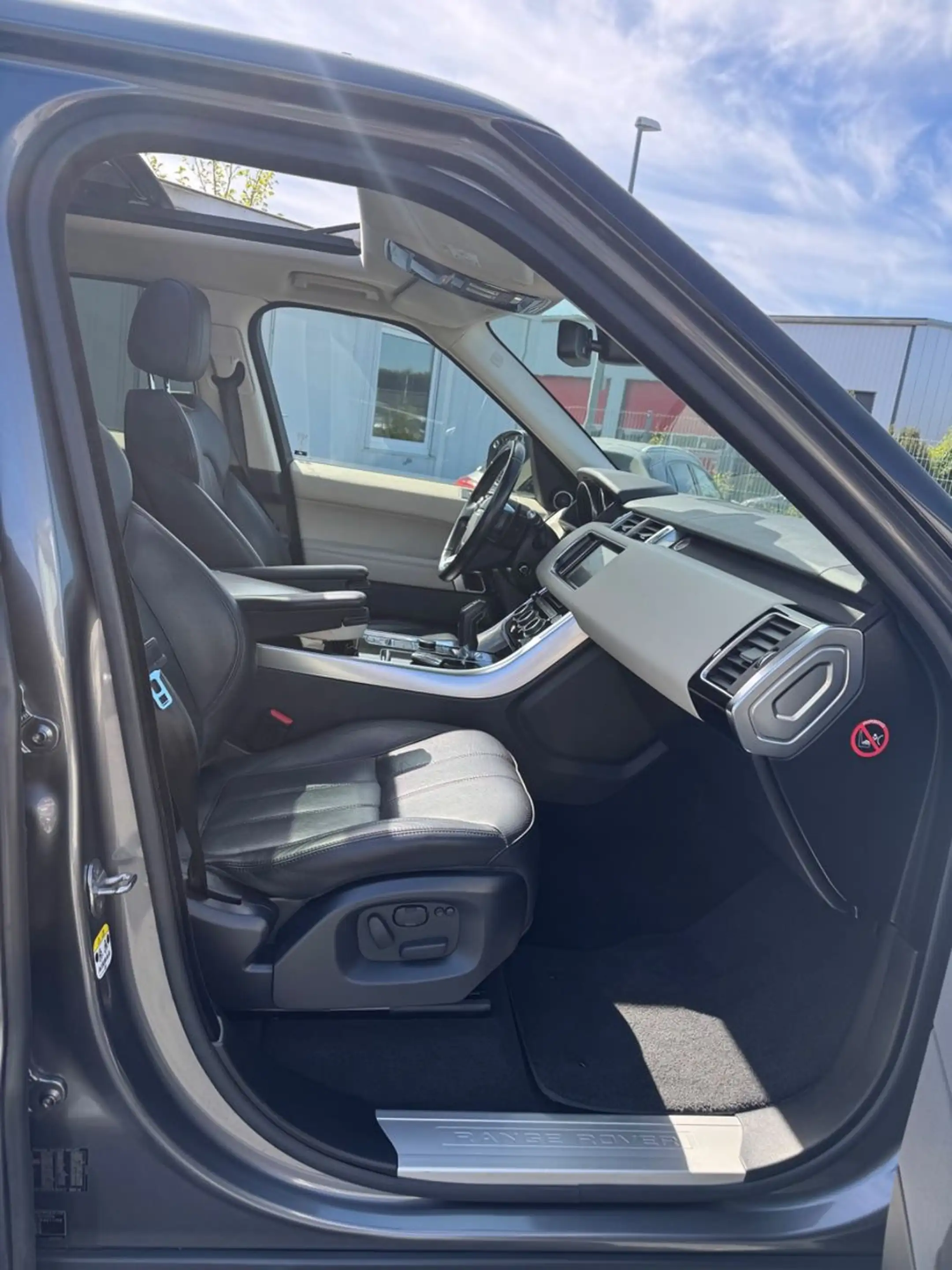 Land Rover Range Rover Sport HSE Dynamic 1 Hand — photo 14
