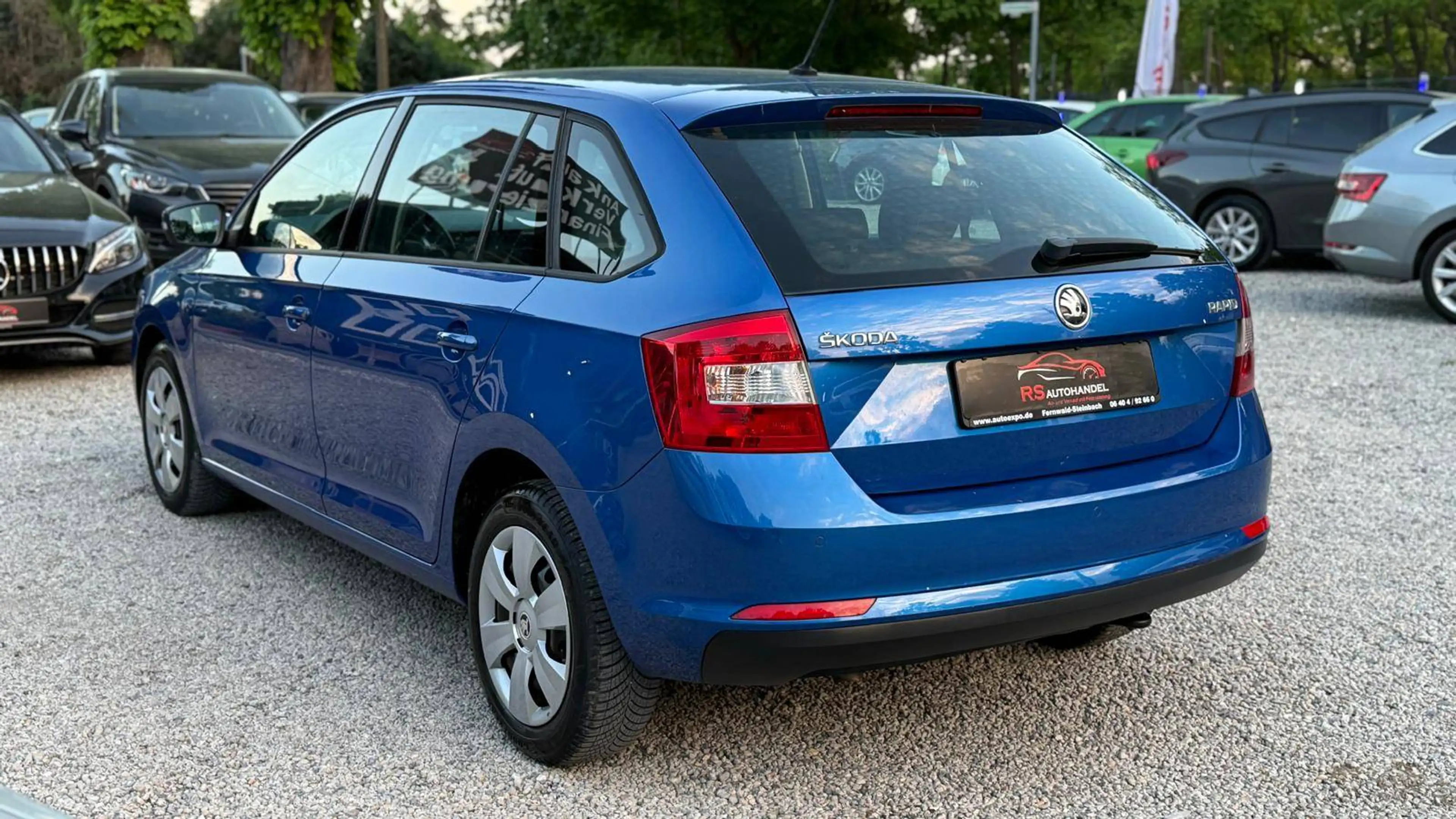 Skoda Rapid/Spaceback Ambition*Tempomat*Sitzheizung*Start/Stop — photo 4