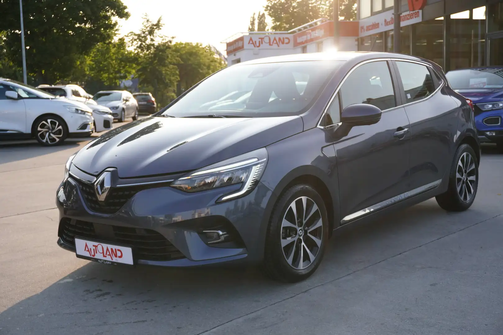 Renault Clio TCe 90 LED Navi Tempomat Sitzheizung Grau - 2