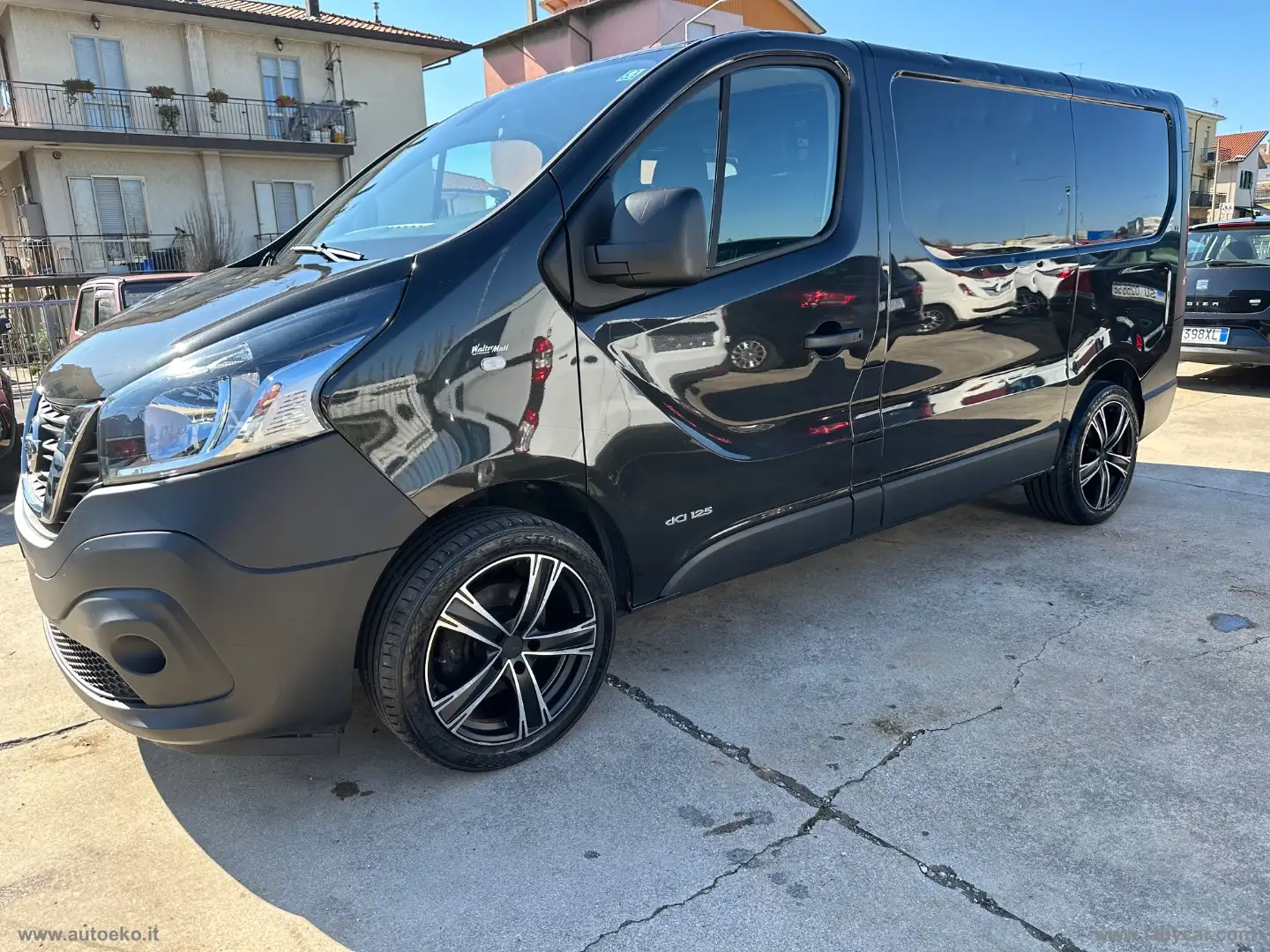 Nissan NV300 27 1.6 dCi TT 125CV S&S PC-TN Van Noir - 2