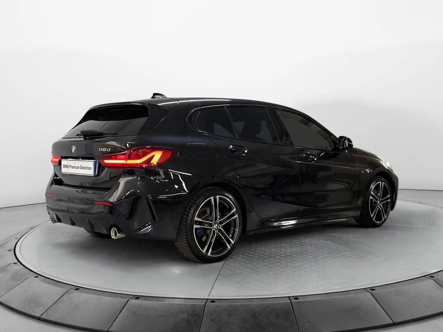 BMW 118 118d Msport Zwart - 2