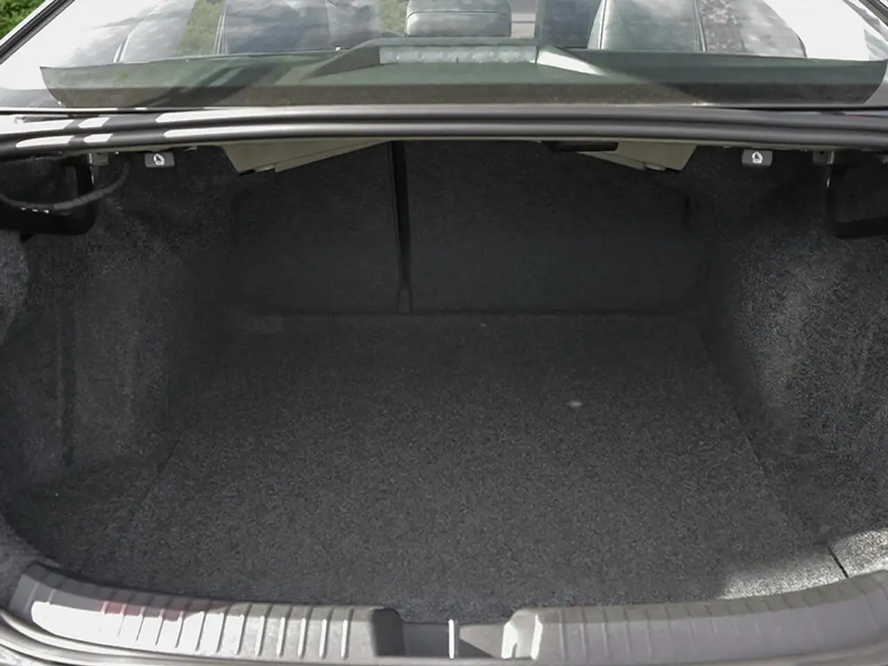 Volkswagen Jetta снимка Volkswagen Jetta