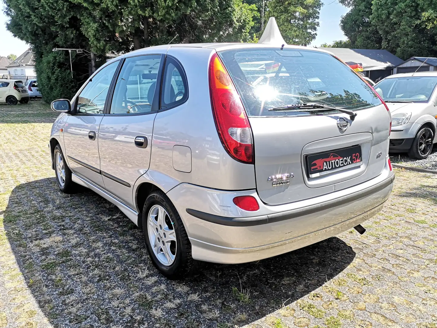 Nissan Almera Tino 2.2 Basis * TÜV/AU 07-2027 * Klima * Rückfahrkamera * Silber - 2