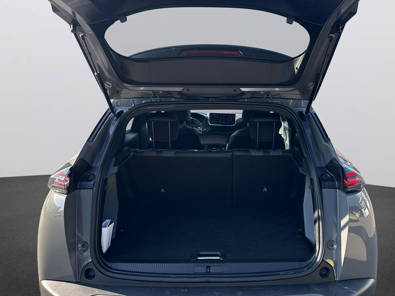 Peugeot 2008 1.2 PureTech 130, Allure — photo 9