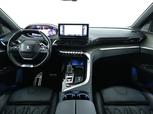Peugeot 5008 view 9