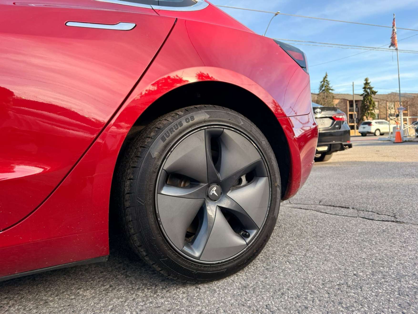 2018 Tesla Model 3 Long Range thumb 6