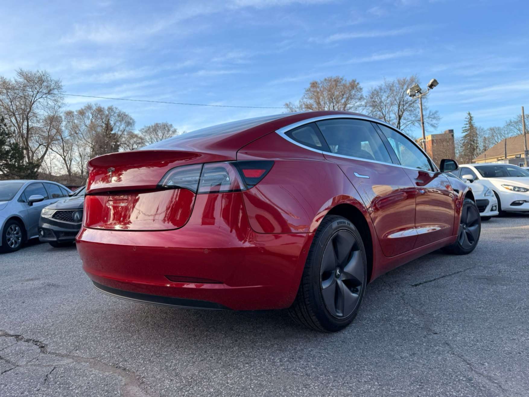 2018 Tesla Model 3 Long Range alt 4