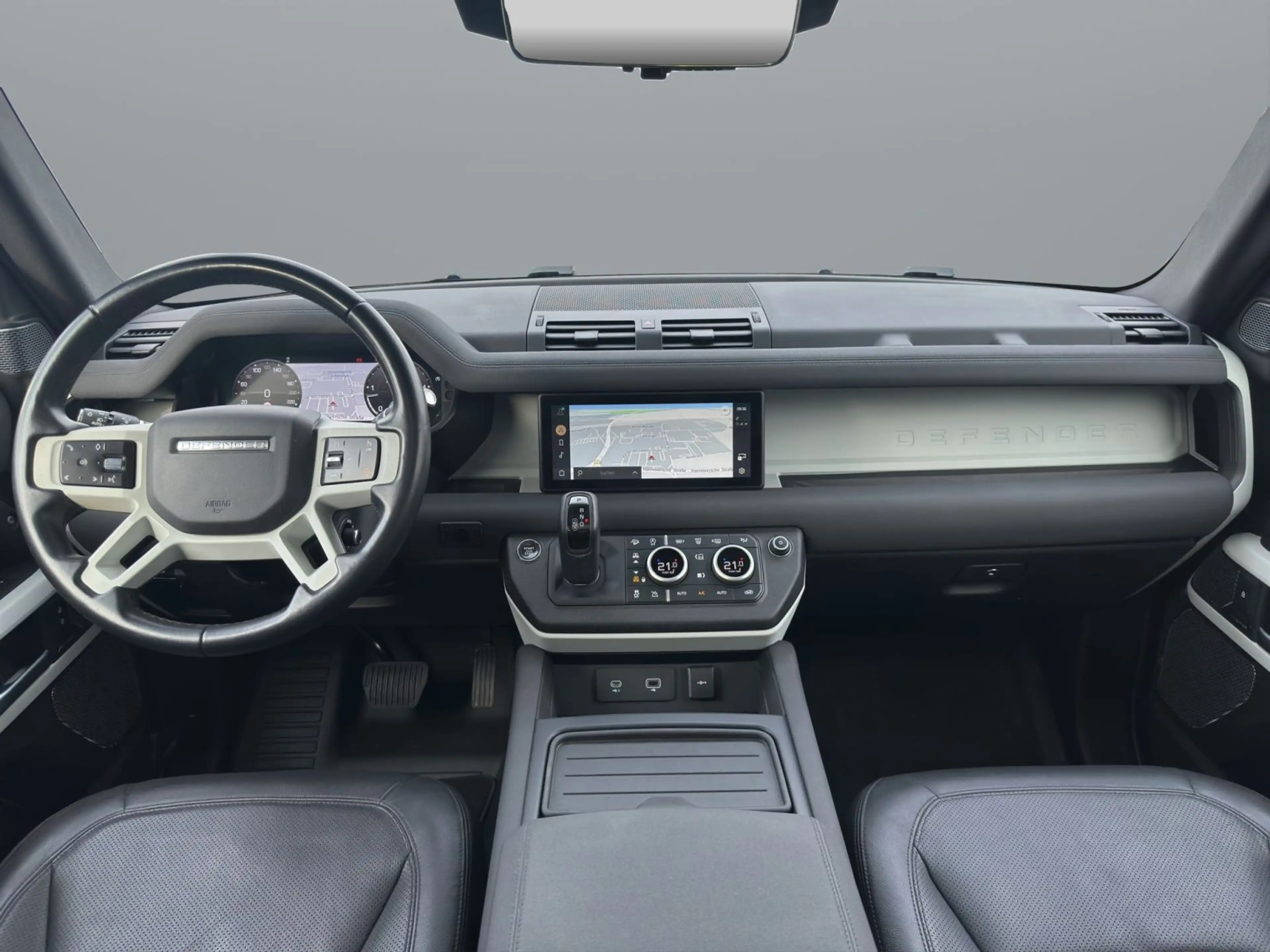 Land Rover Defender 90 D250 XS Edition AHK WinterPack — photo 4