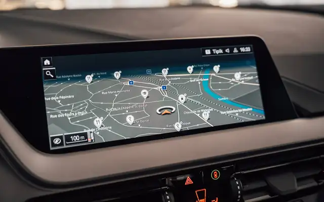 BMW 1 Series view 21