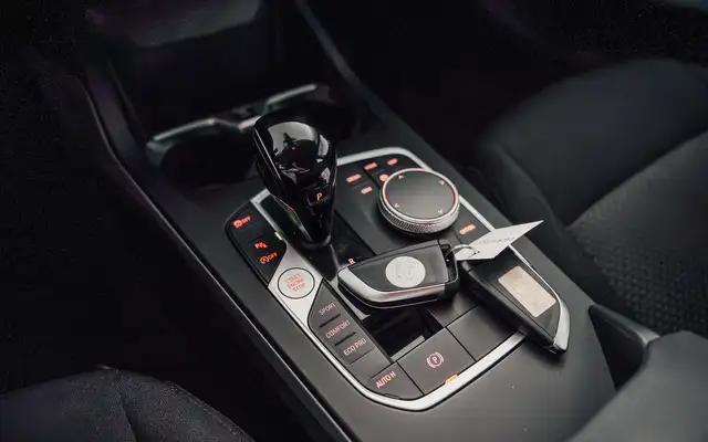BMW 1 Series view 25
