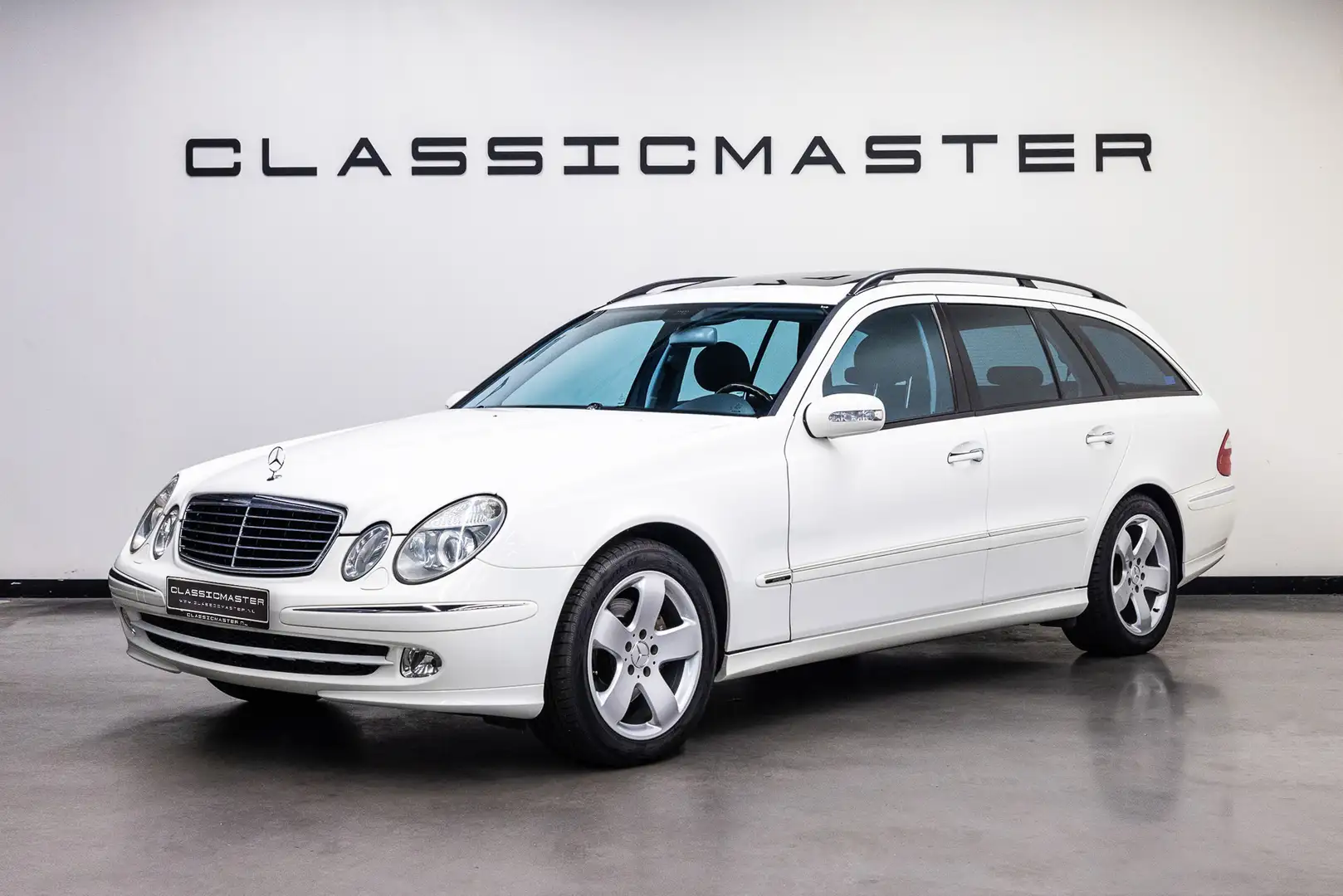 Mercedes-Benz E 500 Combi Avantgarde Btw auto, Fiscale waarde € 6.000, White - 1